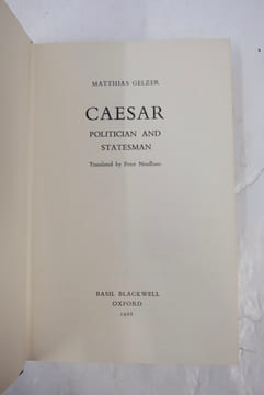 Caesar Politician and Statesman. Gelzer, Matthias