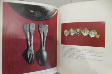 HISTOIRE INSOLITE DU DUCHE ARENBERG / Album & souvenirs.