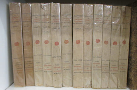 MEMOIRES DE J. CASANOVA DE SEINGALT. Ecrits par lui-même. Editions nouvelle publiée sous la direction de Raoul Vèze d'après le texte de l'édition princeps Leipzig-Bruxelles-Paris (1826-1838). Variantes et Commentaires historiques et critiques. En 12 tomes (complet).