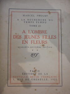 A L'OMBRE DES JEUNES FILLES EN FLEURS. En 2 tomes.