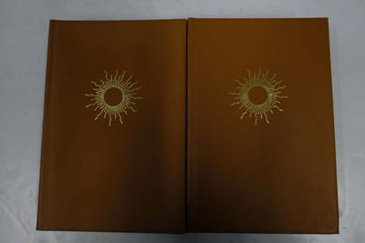L'ingénieux Hidalgo, Don Quichotte de la manche; Traduction de Louis Viardot avec 13 compositions de Gustave Doré gravées sur bois par H. Pisan; En 2 volumes