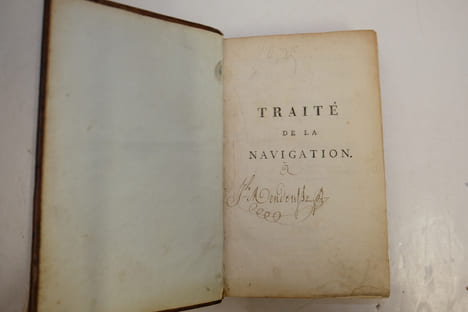 Suite du cours de mathématiques, à l'usage des gardes du pavillon et de la marine, contenant le traité de navigation. Étienne Bézout