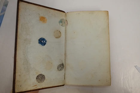 Suite du cours de mathématiques, à l'usage des gardes du pavillon et de la marine, contenant le traité de navigation. Étienne Bézout