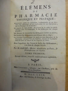 ELEMENS DE PHARMACIE THEORIQUE ET PRATIQUE.