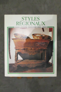 STYLES REGIONAUX. Le Lyonnais / La Bourgogne / La Franche-Comté. Collectif