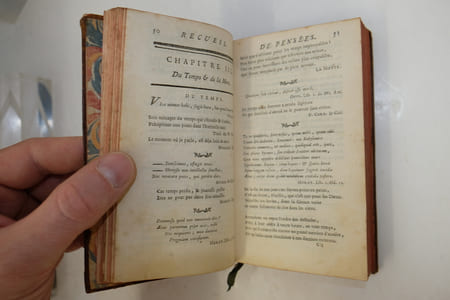 Recueil De Pensées Ingénieuses Tirées Des Anciens Poètes Latins Avec Les Imitations Ou Traductions En Vers François, Rangées Par Classes, Selon Les Divers Sujets.