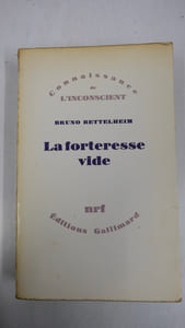 La forteresse vide