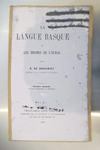 LA LANGUE BASQUE et LES IDIOMES DE L'OURAL.