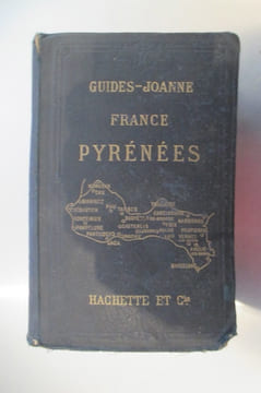 PYRENEES.. Guide Joanne