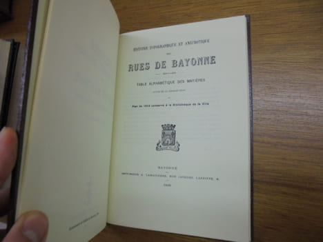 HISTOIRE TOPOGRAPHIQUE ET ANECDOTIQUE DES RUES DE BAYONNE.
. DUCERE (Edouard).
