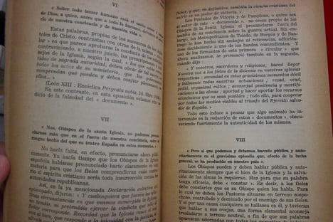 La guerra civil en euzkadi - La teologia de la invasion fascista - Los documentos episcopales y los nacionalistas vascos. Angel de Zumeta