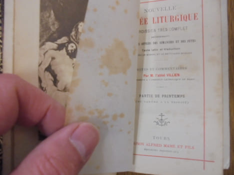 Nouvelle année liturgique, paroissien très complet renfermant tous les offices des dimanches et des fêtes.Partie de Printemps Été Automne Hiver.(4VOL ...