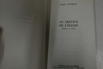 Au service de l'eglise : paroles et ecrits