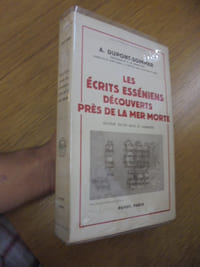 LES ECRITS ESSENIENS DECOUVERTS PRES DE LA MER MORTE