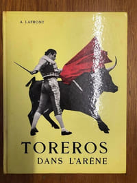 Toreros dans l'arène