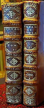 Relation ou voyage de l'isle de CEYLAN, dans les INDES Orientales, contenant une Description exacte de cette Isle, la forme de son Gouvernement, le ...