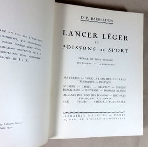 Lancer léger et poissons de sport.