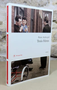 Trois frères.