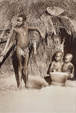 Voyage au Congo. Suivi de Retour du Tchad et illustré de soixante-quatre photographies inédites de MARC ALLÉGRET.. GIDE André. -