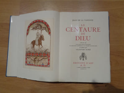 Le Centaure de Dieu. Illustré de cinq eaux-fortes originales de vingt-huit lettrines et de trente culs-de-lampe en couleurs par VALENTINE DUPRE.