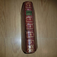 Nouvelles Étrennes spirituelles, dédiées à Monseigneur le Dauphin ; Contenant les Vêpres de toutes l'année & les Messes des principales Fêtes, en latin & en françois, à l'usage de Paris et de Rome. Ornées de Figures, & augmentées de Prières & Méditations chrétiennes.- A Paris, chez De Hansy, 1778.- In-12 de XLVIII, 288 pp. ; maroquin grenat, dos à nerfs richement orné de filets, fleurons et motifs dorés, large encadrement de filets, motifs et fleurons dorés sur les plats, tranches dorées. (Reliure de l'époque).Edition ornée d'un frontispice et plusieurs gravures sur bois dans le texte. Séduisant exemplaire dans une élégante reliure en maroquin de l'époque, coins frottés.