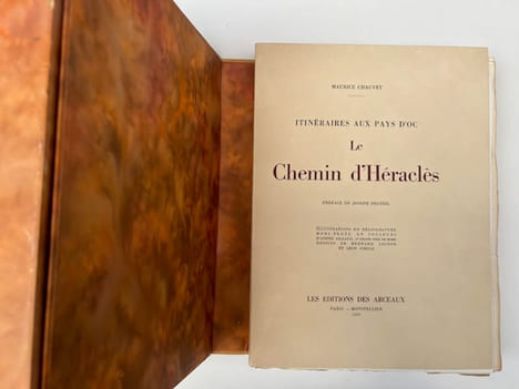 Itinéraires au Pays d'Oc. Le Chemin d'Héraclès. Préface de Joseph DELTEIL. Illustrations hors-texte en couleurs d'André Aillaud, . CHAUVET (Maurice).