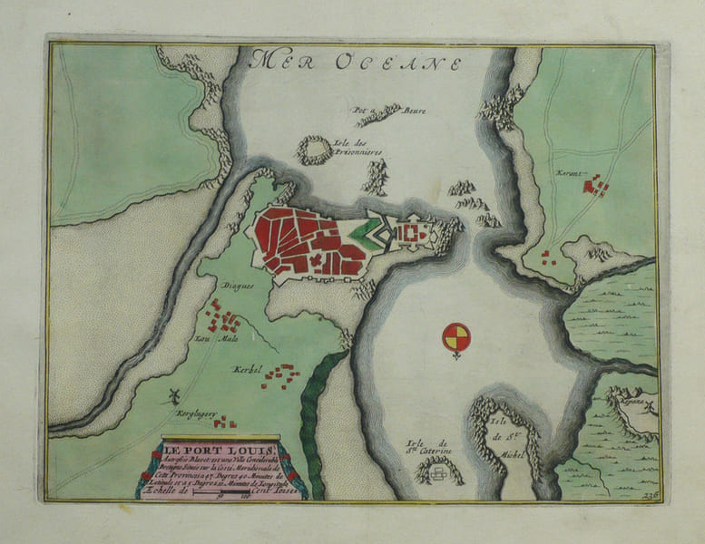  Le Port Louis autrefois Blavet est une ville consid&eacute;rable de Bretagne, situ&eacute;e sur la coste m&eacute;ridionale de cette provinces.. FER (Nicolas de);