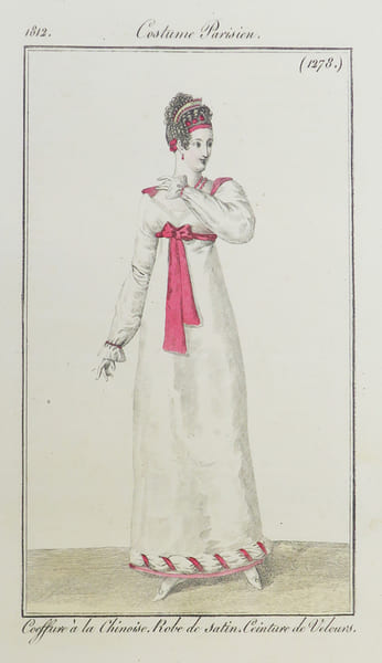 [PREMIER EMPIRE] Coiffure &agrave; la chinoise. Robe de satin. Ceinture de velours.. COSTUMES PARISIENS.