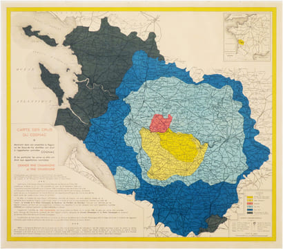  [COGNAC] Carte des crus du Cognac, montrant dans son ensemble la région où les eaux-de-vie distillées ont droit à l'appellation contrôlée Cognac, et ...