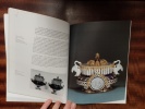 Un d&eacute;fi au go&ucirc;t. 50 ans de cr&eacute;ation &agrave; la manufacture royale de S&egrave;vres (1740-1793). ENNES Pierre & DUCROT Brigitte