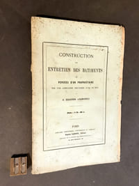 Construction et entretien des bâtiments ou pensées d'un propriétaire sur une compagnie organisée dans ce but. 