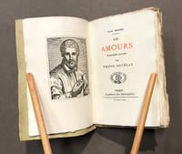 Les Amours. Traduction nouvelle par Victor Develay.