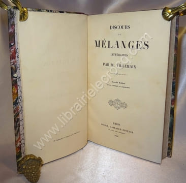Discours et mélanges littéraires . Nouvelle édition revue, corrigée et augmentee. VILLEMAIN Abel François