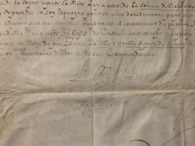 Pièce signée Louis XIII sur parchemin (27x22 cm)