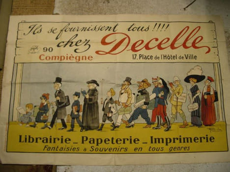 Affiche lithographiée : Ils se fournissent tous chez Decelle!Librairie - Papeterie - Imprimerie. Fantaisies et souvenirs en tout genre/. VION (Raoul)
