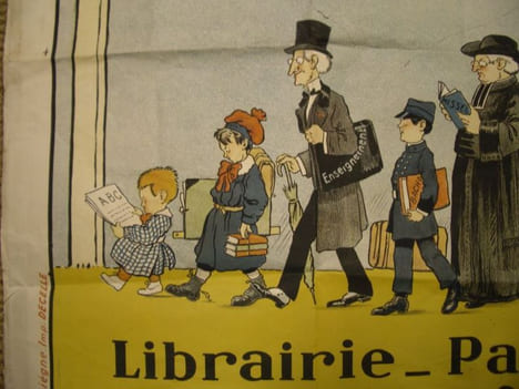 Affiche lithographiée : Ils se fournissent tous chez Decelle!Librairie - Papeterie - Imprimerie. Fantaisies et souvenirs en tout genre/. VION (Raoul)