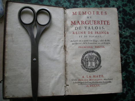 Mémoires de Marguerite de Valois, Reine de France et de Navarre ausquels on a ajouté son Eloge, celui de Mr de Bussy, & la Fortune de la Cour.. ...