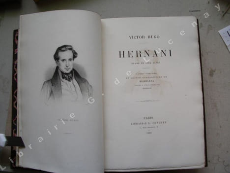 Hernani, drame en cinq actes. Un portrait d'après Deveria et 15 compositions de Michelena gravés à l'eau-forte par Boisson.. HUGO (Victor)