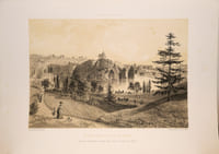 Lithographie originale. Square des Buttes Chaumont, vue du lac, des grottes et du grand rocher avec le temple de la Sibylle (version pont rocailles). Paris et ses ruines (1878)