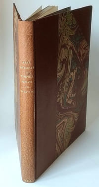 Nymphes dansant avec les satyres. Ornements de Pierre Hepp.