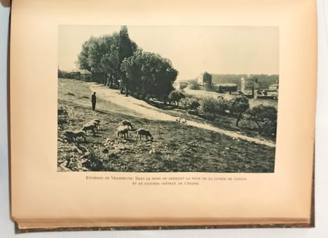 Avignon. Ses Monuments - ses Hotels - ses Trésors d'art.. GIRARD (J.).