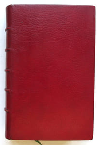Cronicque et Histoire… contenant les choses advenues. Durant le règne du Roy Loys unziesme tant en France, Bourgogne, Flandres, Arthois, Angleterre, que Espaigne et lieux circonvoisins. Nouvellement revue et corrigée. Avec plusieurs notables mis en marge.suivi de :COMMINES (Philippe de). Cronicques du Roy Charles huytiesme de ce nom contenant la vérité des faicts et gestes dignes de mémoire dudit seigneur qu'il fit en son voyage de naples, et de la conquête dudit royaulme de Naples et pays adjacens et de son triumphant et victorieux retour en son royaulme de France… Avec la table recollective, annotations et cotations du contenu. Audit Livre lesquelles au paravant avoient. Estées. Obmises.P., imprimé par Jehan Real, on les vend à Paris, au cloz Bruniau à lymage sainct Claude par Maurice de la porte, 1543.
