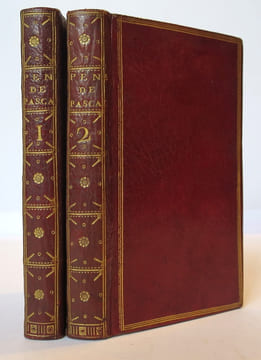 Pensées, avec les Notes de M. de Voltaire.. PASCAL (Blaise)
