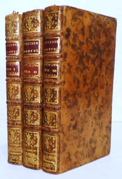 NOUVELLE HISTOIRE POETIQUE, ET DEUX TRAITES ABREGES, l'un de la poésie, l'autre de l'éloquence, composés pour l'usage de Mesdames.. GAUTRUCHE Pierre).
