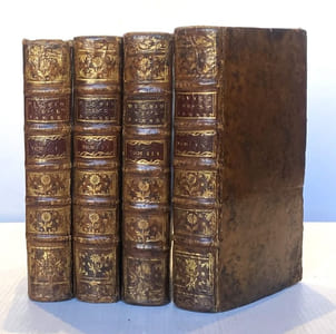 REFUTATION DES ANECDOTES ADRESSEE A LEUR AUTEUR par messire Pierre François Lafitau évêque de Sisteron, ci-devant chargé des affaires du Roy auprez du Saint-Siège.
