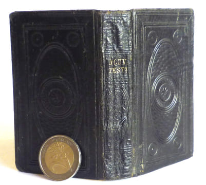 Le Nouveau Testament de Notre Seigneur Jésus-Christ, d'après la version revue par J. F. Ostervald.. LIVRE MINUSCULE)