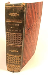 Mémoires sur l'éducation des vers à soie. Divisés en trois parties, avec un traité sur la culture des mûriers & un sur l'origine du miel.A la suite: Catalogue des Auteurs qui ont ecrit sur les Vers à Soie & sur les Mûriers