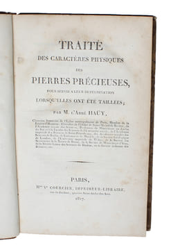 Traité des Caractères physiques des Pierres Précieuses, pour servir a leur determination lorsqu'elles ont été taillées.. "HAÜY, L'ABBÉ (RENE-JUST). - ...