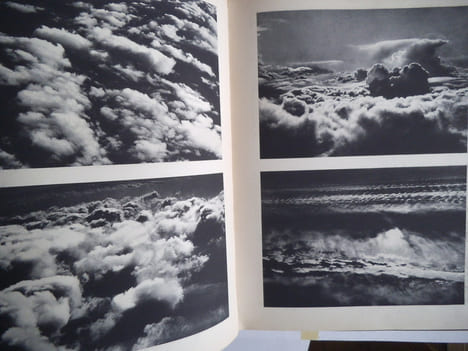 A travers les nuages . CURRY Manfred
