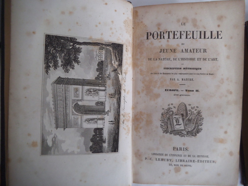Volume : 2 volumes, reliure en toile dorée, env. 310 p. …